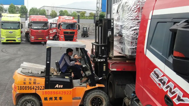 香蕉性视频铝产业园投产，“归雁经济” 助力产业升级