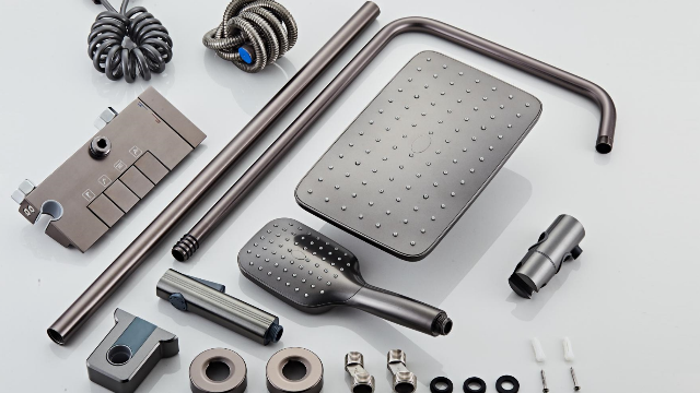 十四年太空铝花洒迭代：一个企业，一件作品！